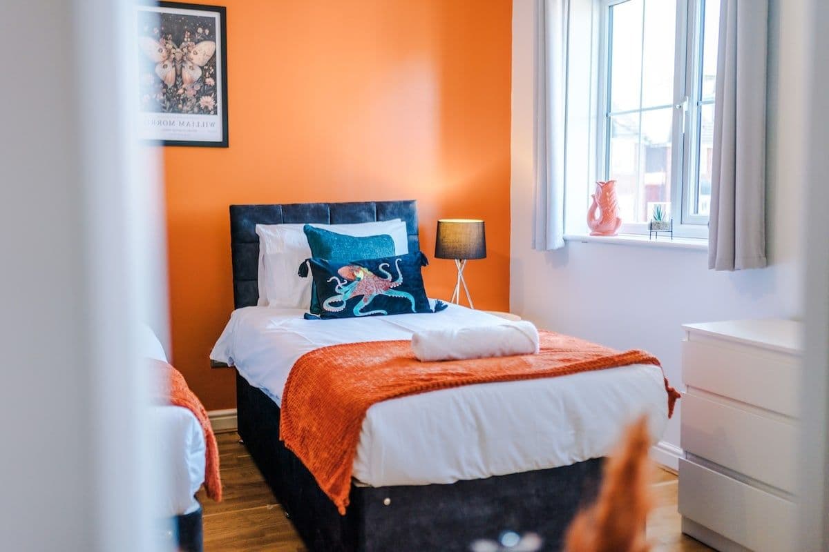 Comfy & Convenient 2BR Apartment Near Chester