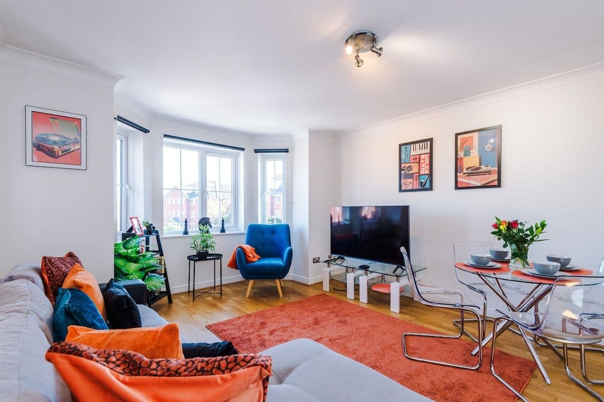 Comfy & Convenient 2BR Apartment Near Chester
