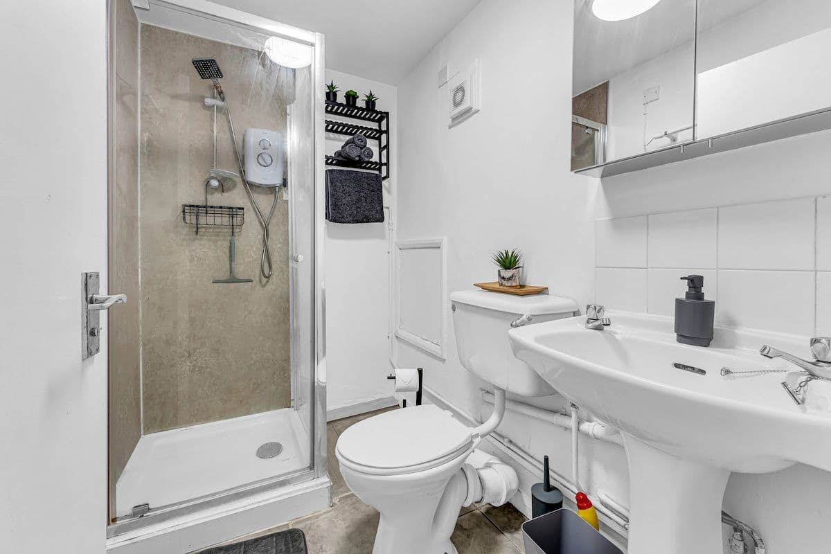 Centre Warrington & Comfortable | Cosy 2-Bed Flat