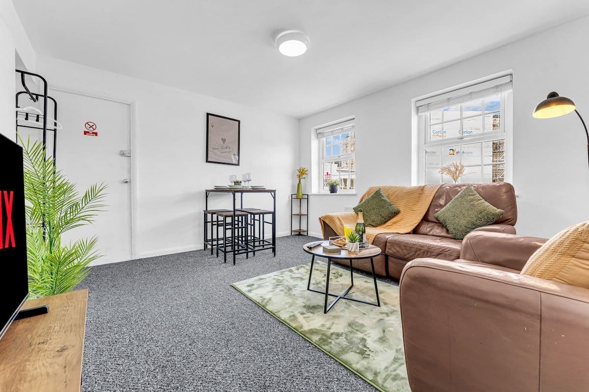Centre Warrington & Comfortable | Cosy 2-Bed Flat